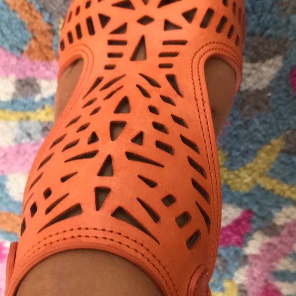 Coral cork wedges!!! - Picture 3 of 4